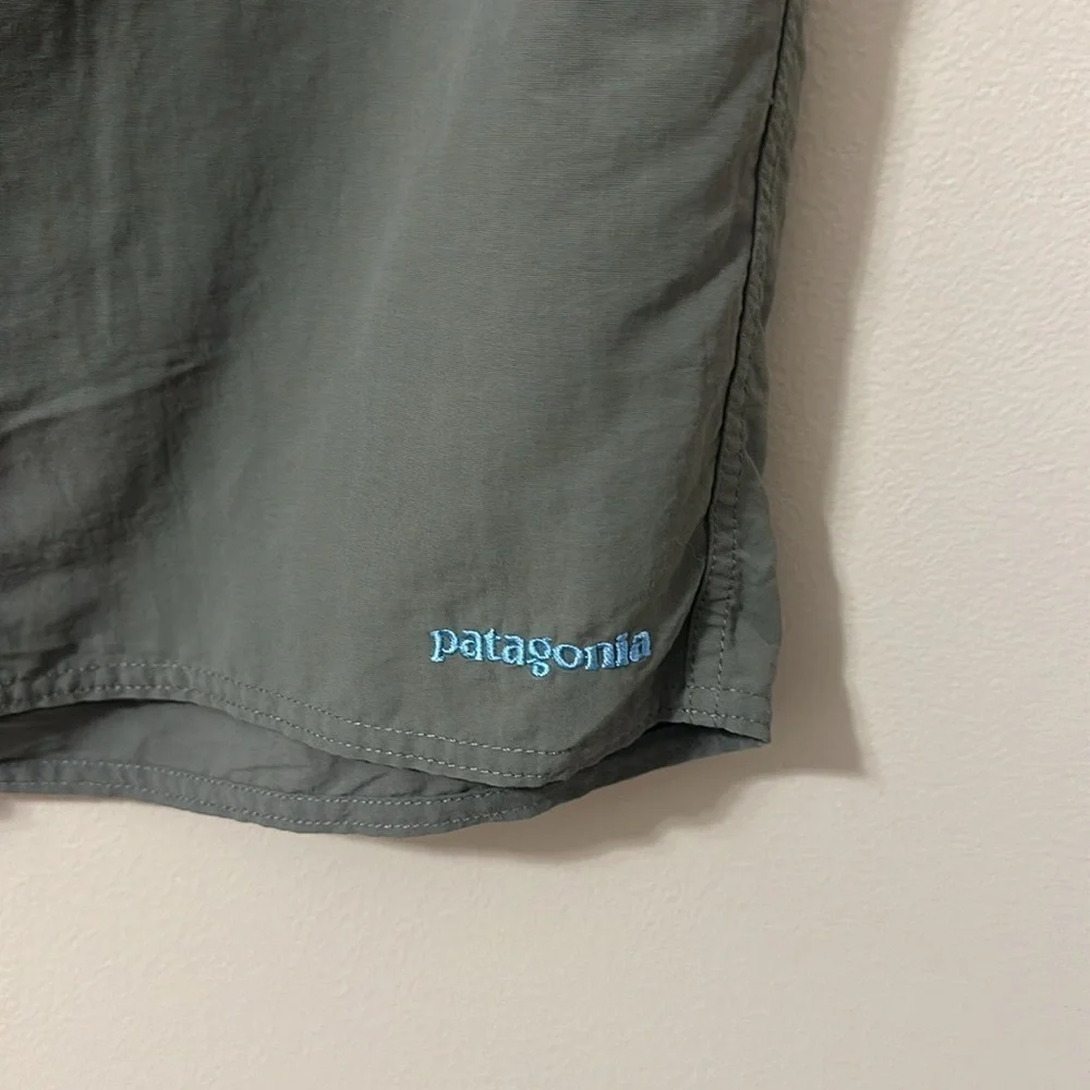 Patagonia Men’s Patch Pocket Wavefarer  Boardshorts 20'' Size 33